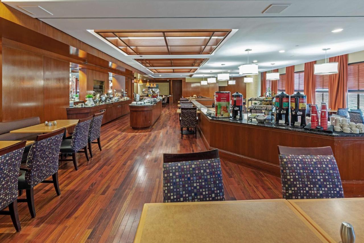 Doubletree By Hilton Tulsa At Warren Place Dış mekan fotoğraf