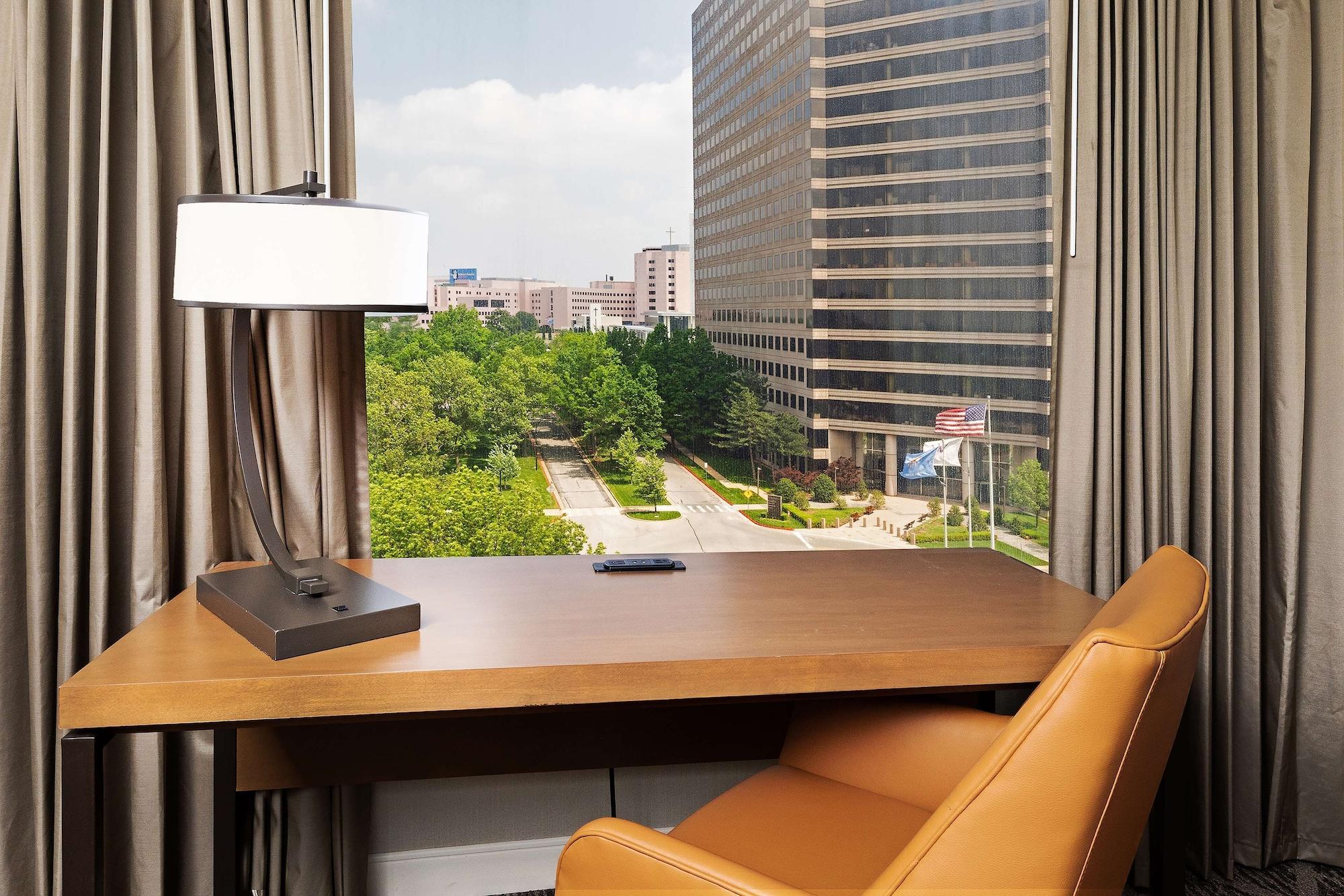 Doubletree By Hilton Tulsa At Warren Place Dış mekan fotoğraf