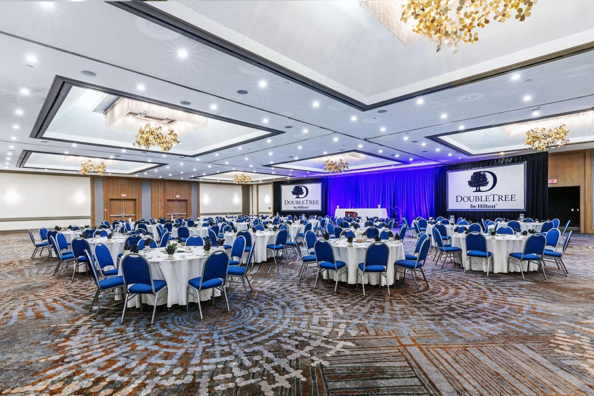 Doubletree By Hilton Tulsa At Warren Place Dış mekan fotoğraf